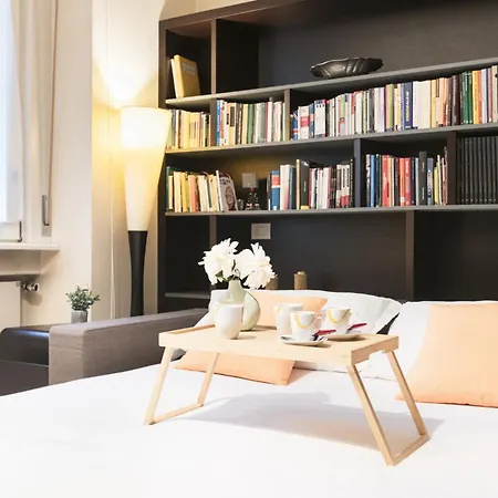 Easylife - - Mercato 5 - Brera Apartment Milan